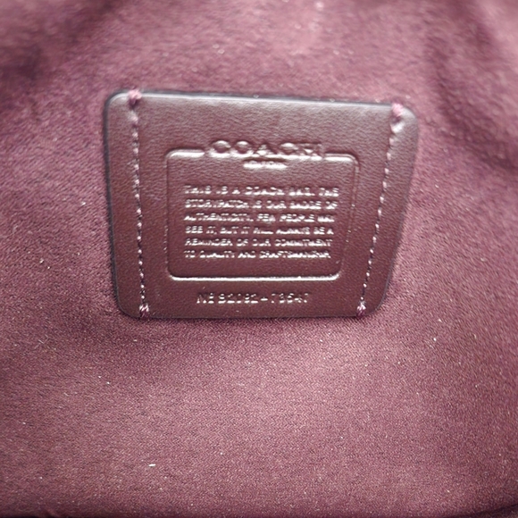 Coach Dreamer Shoulder Bag GUC - Picture 6 of 9